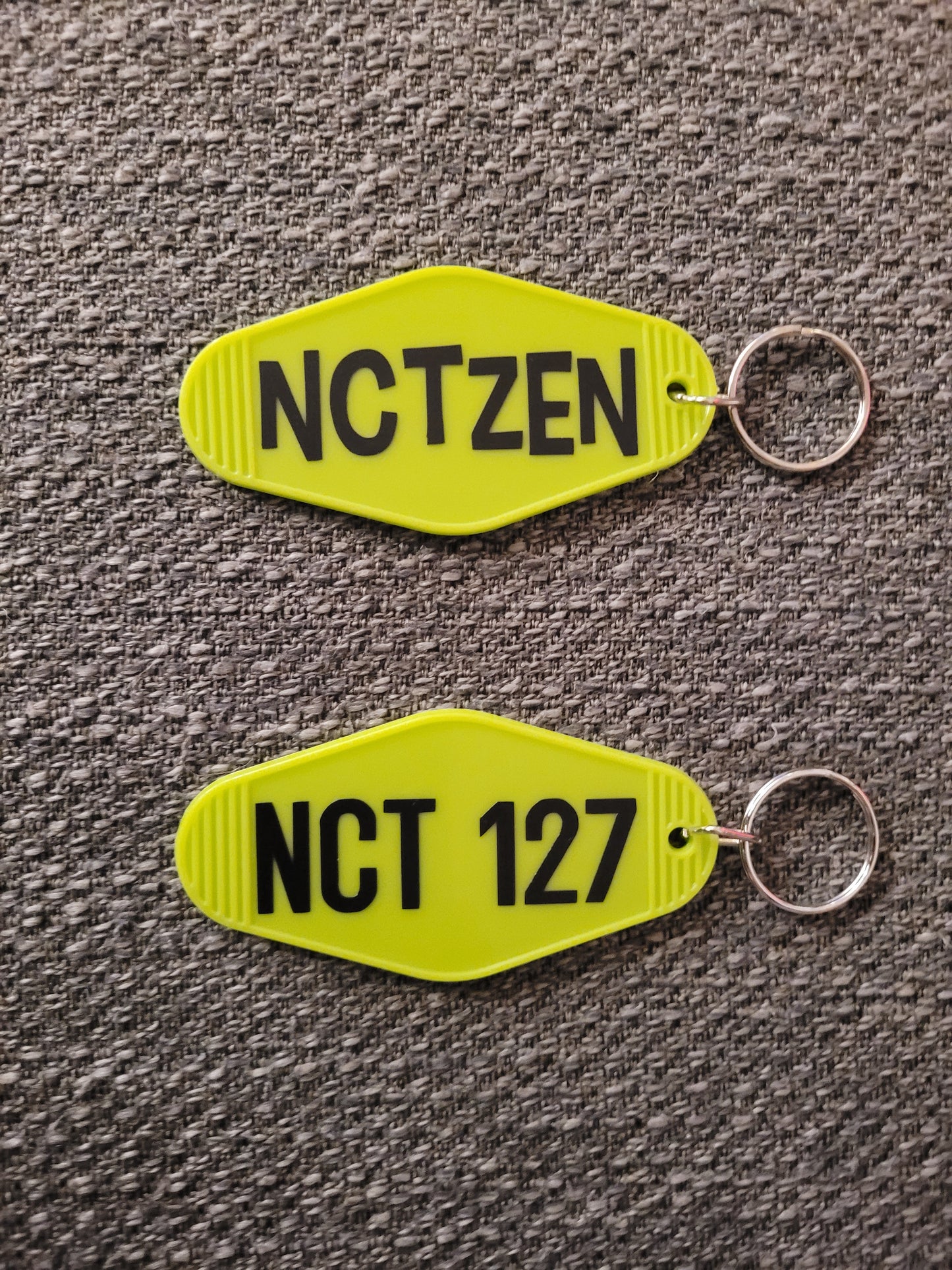 Motel Keychain (NCT 127)