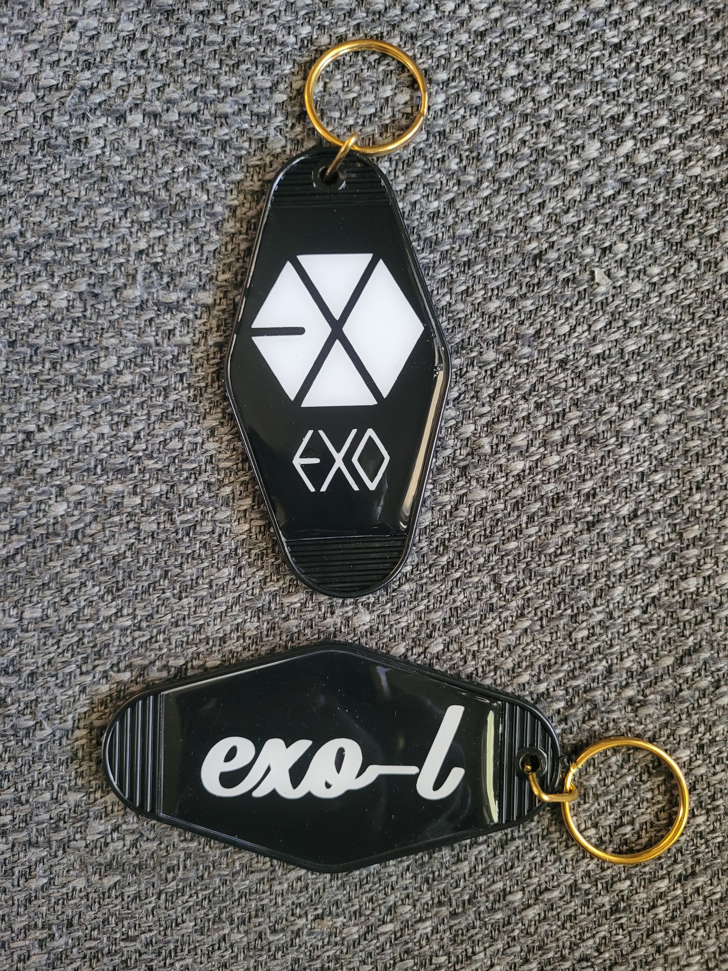 Motel Keychain (EXO)