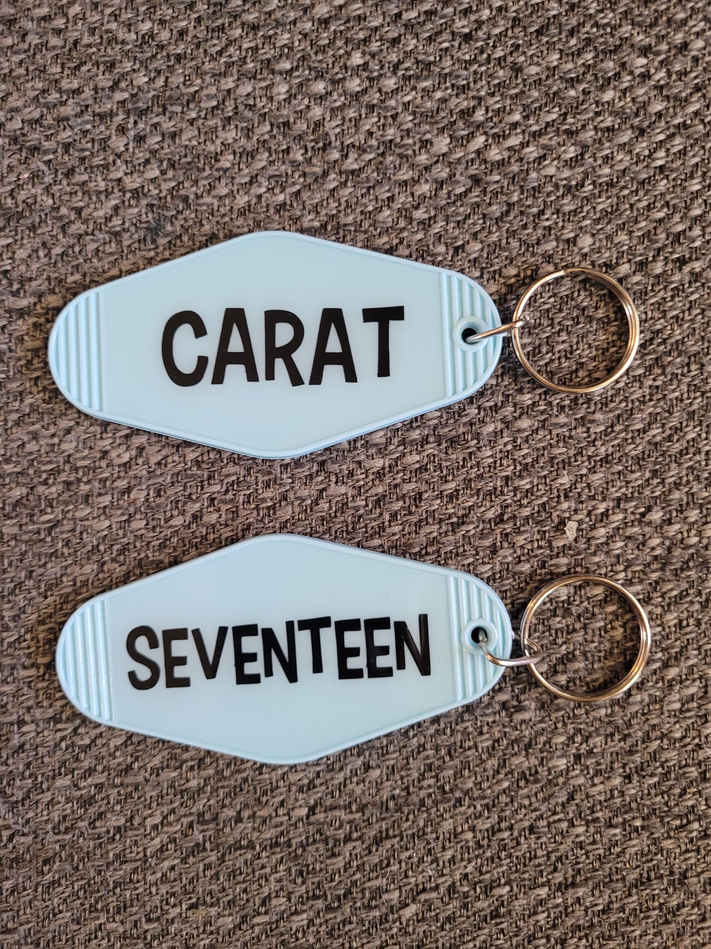 Motel Keychain (SEVENTEEN)