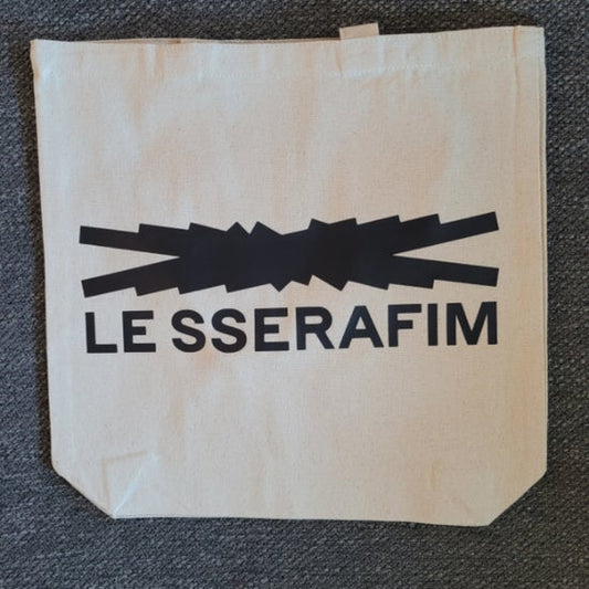 LE SSERAFIM Tote (Khaki)